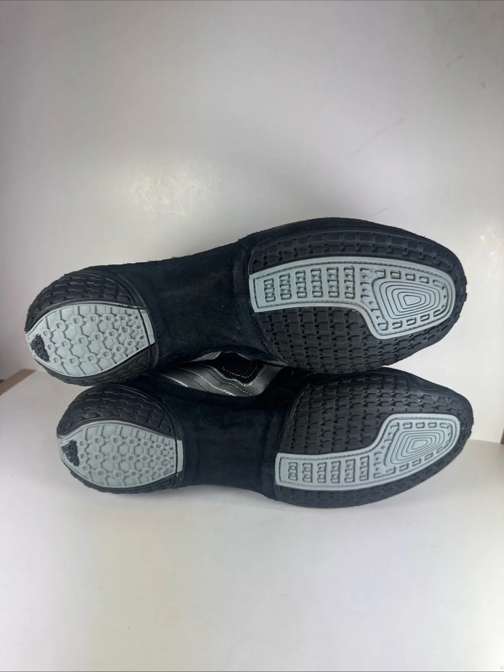 Men's Size 8 Adidas TYRINT V Classic Wrestling Shoes Black Silver
